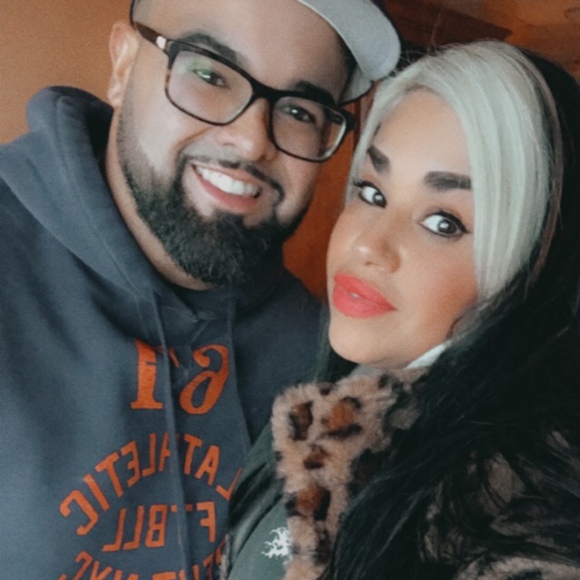 Meet your Posher, Evonne - Picture 1 of 1